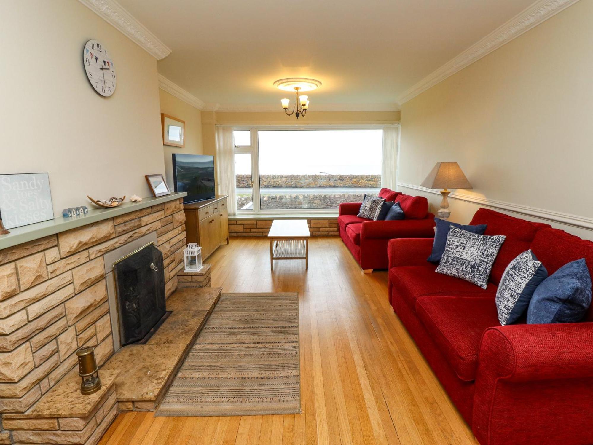 Barnacle Cove Villa Beadnell Exterior photo