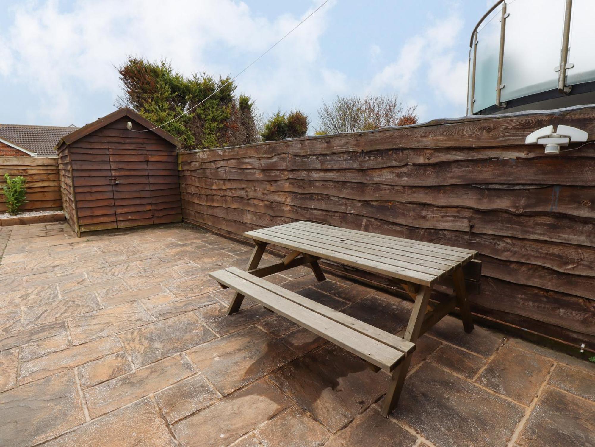 Barnacle Cove Villa Beadnell Exterior photo
