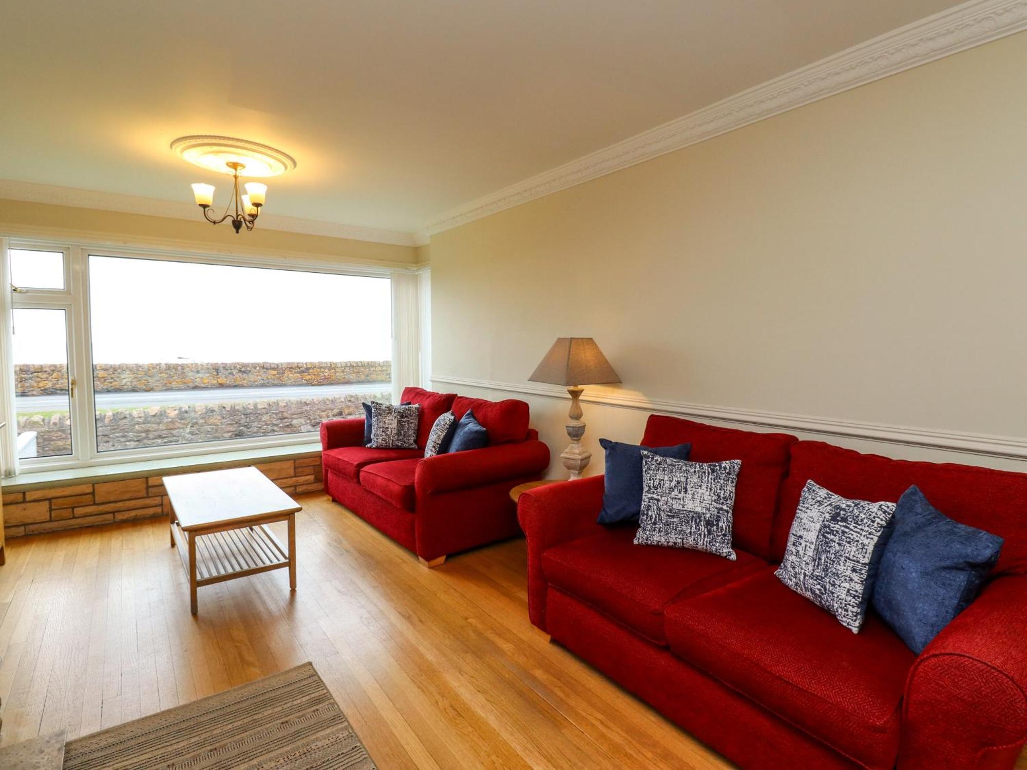 Barnacle Cove Villa Beadnell Exterior photo